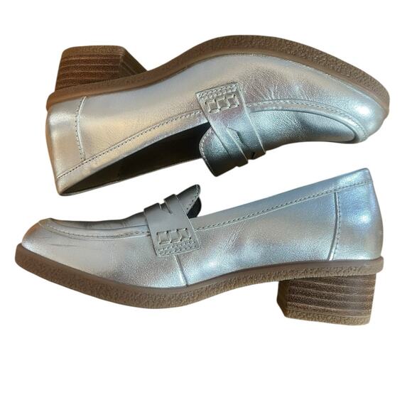 Dansko Danica Silver Leather Slip On Chunky Penny Loafer Size 6/36 - Picture 3 of 11